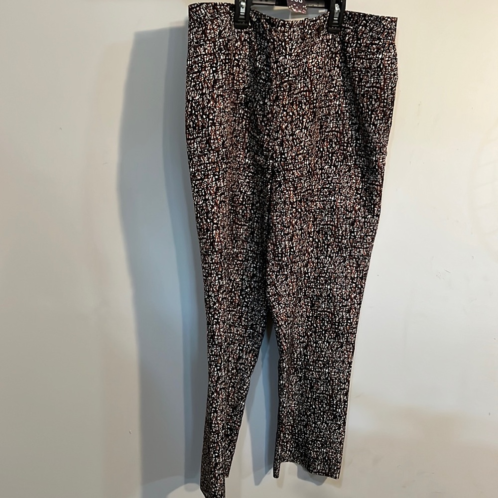 Mixed Print Quarter Length Pants